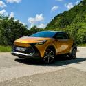 Bevált recept remek köntösben - Toyota C-HR 2.0 Hybrid 197 LE AWD e-CVT