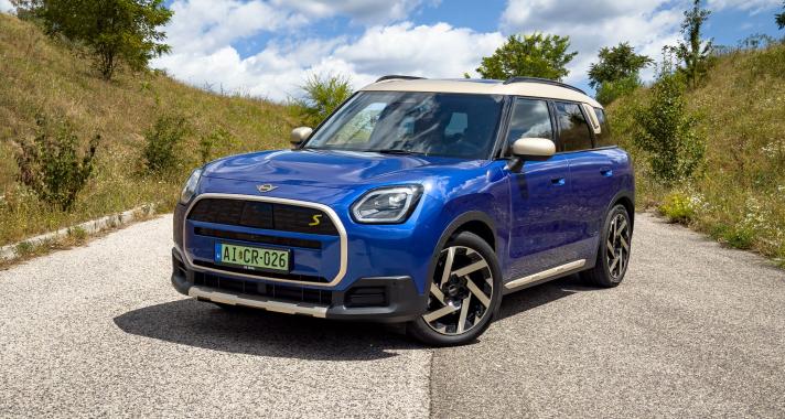 SUV, vidám és elektromos – Mini Countryman SE All4