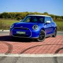 Az elektromos kicsi – Mini Cooper SE