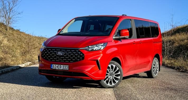 Ne csak SUV-ban gondolkozz – Az Új Ford Tourneo Custom Titanium 2.0TDCi