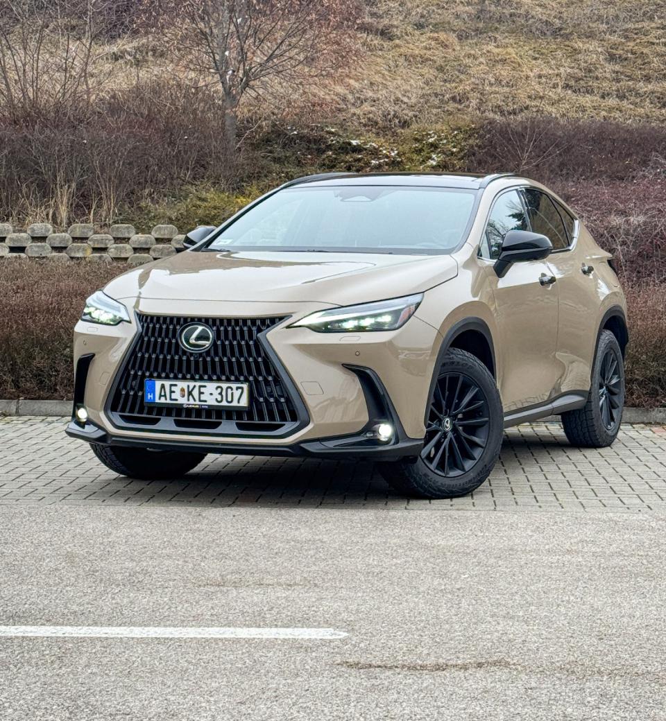 Katonás elegancia  -  Lexus NX350h Overtrail