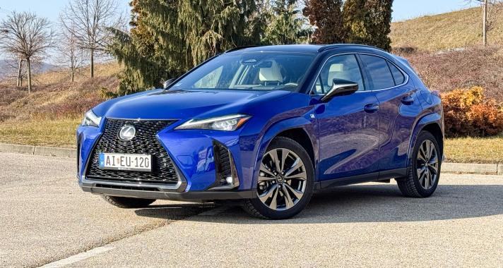 Már nem a legkisebb  -  Lexus UX 300h F Sport